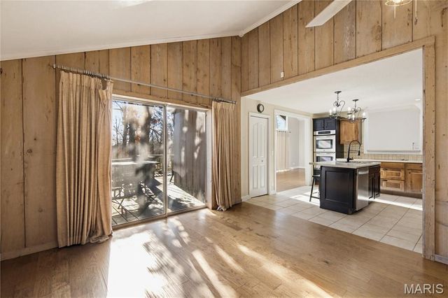 66 County Road 445, Poplar Bluff, MO 63901