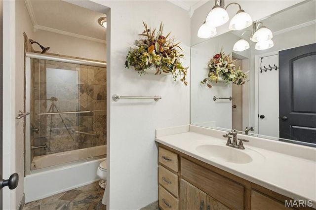 66 County Road 445, Poplar Bluff, MO 63901