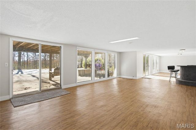 66 County Road 445, Poplar Bluff, MO 63901