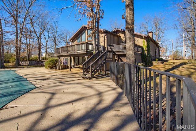 66 County Road 445, Poplar Bluff, MO 63901