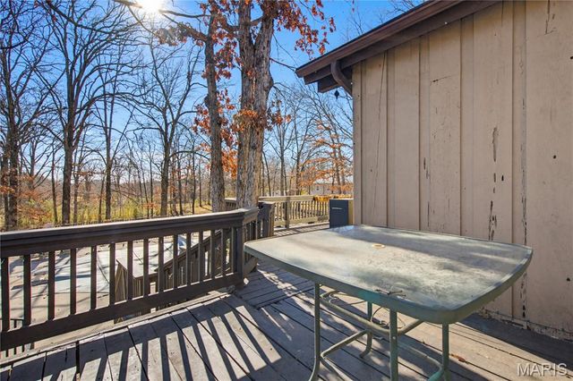 66 County Road 445, Poplar Bluff, MO 63901