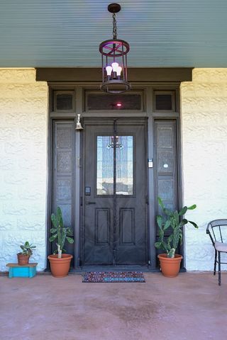 206 W 3rd St, Van Horn, TX 79855