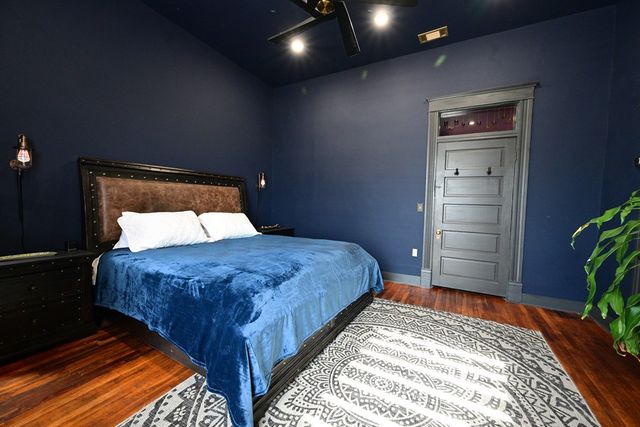 206 W 3rd St, Van Horn, TX 79855