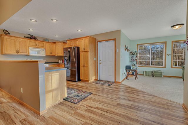 730 Alldon Park Drive, Paynesville, MN 56362