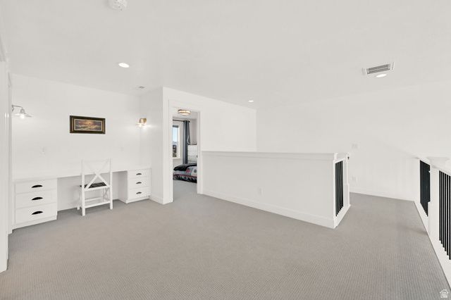 943 S CANDLELIGHT DR, Saratoga Springs, UT 84045