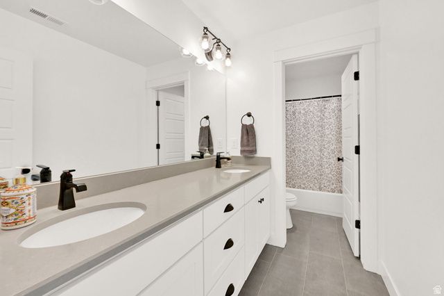 943 S CANDLELIGHT DR, Saratoga Springs, UT 84045