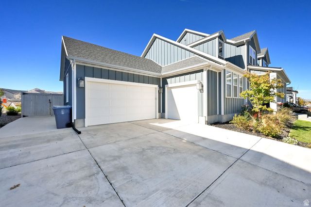 943 S CANDLELIGHT DR, Saratoga Springs, UT 84045