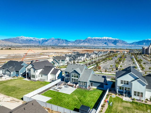 943 S CANDLELIGHT DR, Saratoga Springs, UT 84045