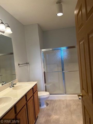 8341 Lyndale Avenue S 419, Bloomington, MN 55420