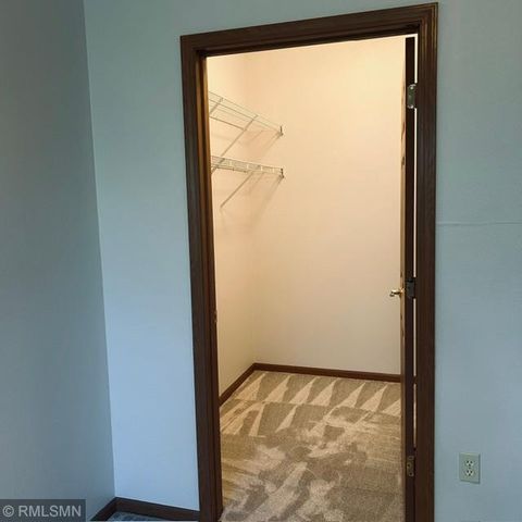 8341 Lyndale Avenue S 419, Bloomington, MN 55420