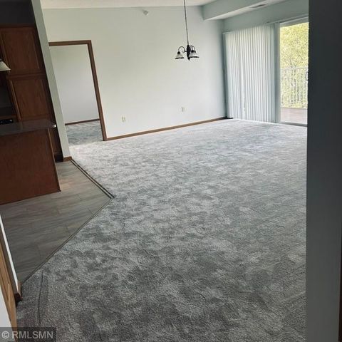 8341 Lyndale Avenue S 419, Bloomington, MN 55420
