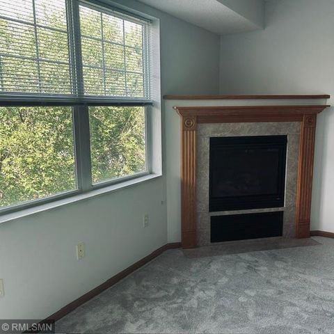 8341 Lyndale Avenue S 419, Bloomington, MN 55420