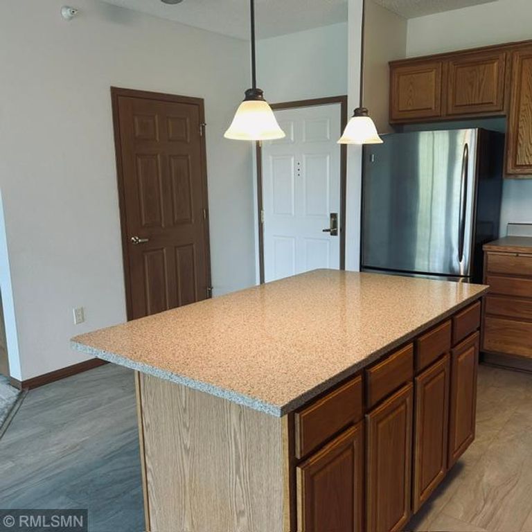8341 Lyndale Avenue S 419, Bloomington, MN 55420 — photo 3