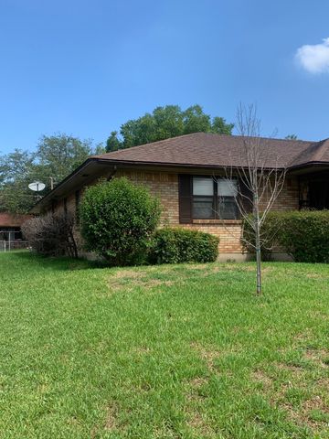 919 Magnolia Lane, Lancaster, TX 75146