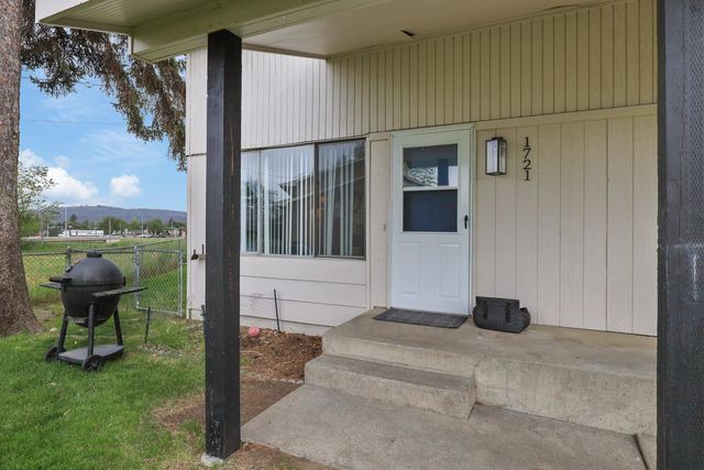 1719 N Willow Rd, Spokane Valley, WA 99206