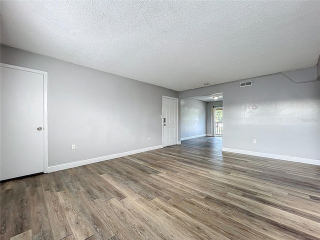 2765 L B MCLEOD ROAD D, Orlando, FL 32805