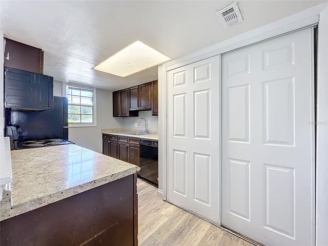 2765 L B MCLEOD ROAD D, Orlando, FL 32805