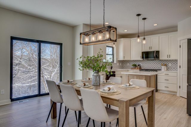 1205 Riverside Drive N, Hudson, WI 54016