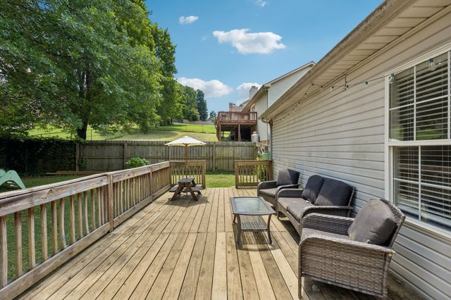 132 Cimmaron Dr, Goodlettsville, TN 37072