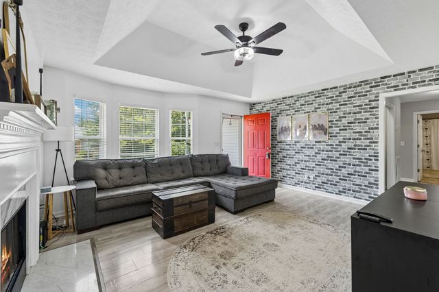 132 Cimmaron Dr, Goodlettsville, TN 37072
