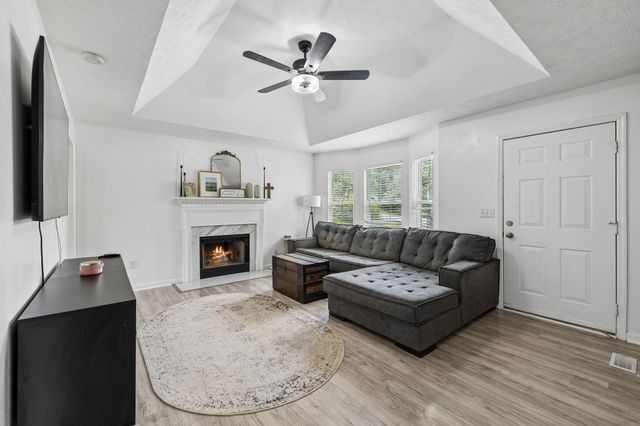 132 Cimmaron Dr, Goodlettsville, TN 37072
