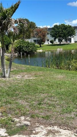 1174 Lake McGregor DR, Lee, FL 33919