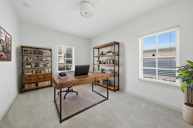2027 Fannin Station, Houston, TX 77045