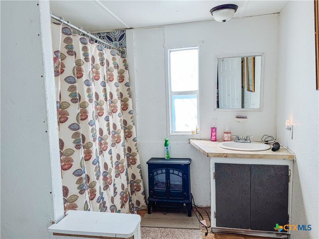 822 E Fannin Street, Goliad, TX 77963