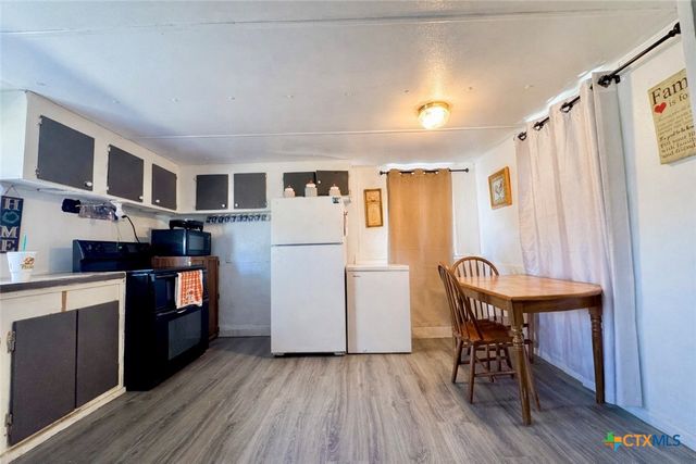 822 E Fannin Street, Goliad, TX 77963