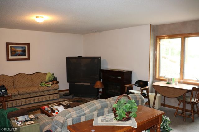 57882 Fairfax Circle, Pine City, MN 55063