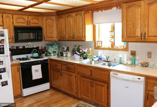 57882 Fairfax Circle, Pine City, MN 55063