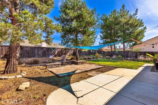 31522 Amsterdam, Winchester, CA 92596