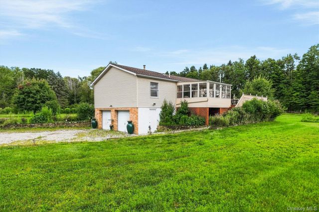 66 Reservoir Road, Pawling, NY 12564