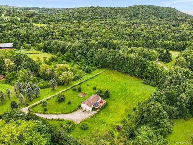 66 Reservoir Road, Pawling, NY 12564