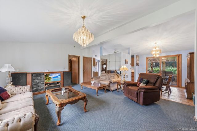 66 Reservoir Road, Pawling, NY 12564