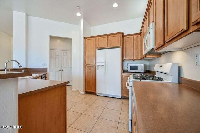 7585 E BALAO Drive, Scottsdale, AZ 85266