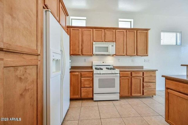 7585 E BALAO Drive, Scottsdale, AZ 85266
