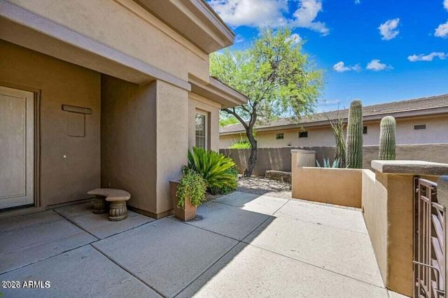 7585 E BALAO Drive, Scottsdale, AZ 85266