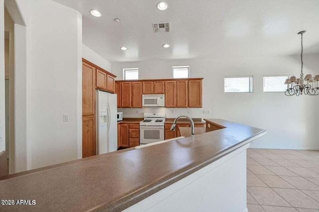 7585 E BALAO Drive, Scottsdale, AZ 85266