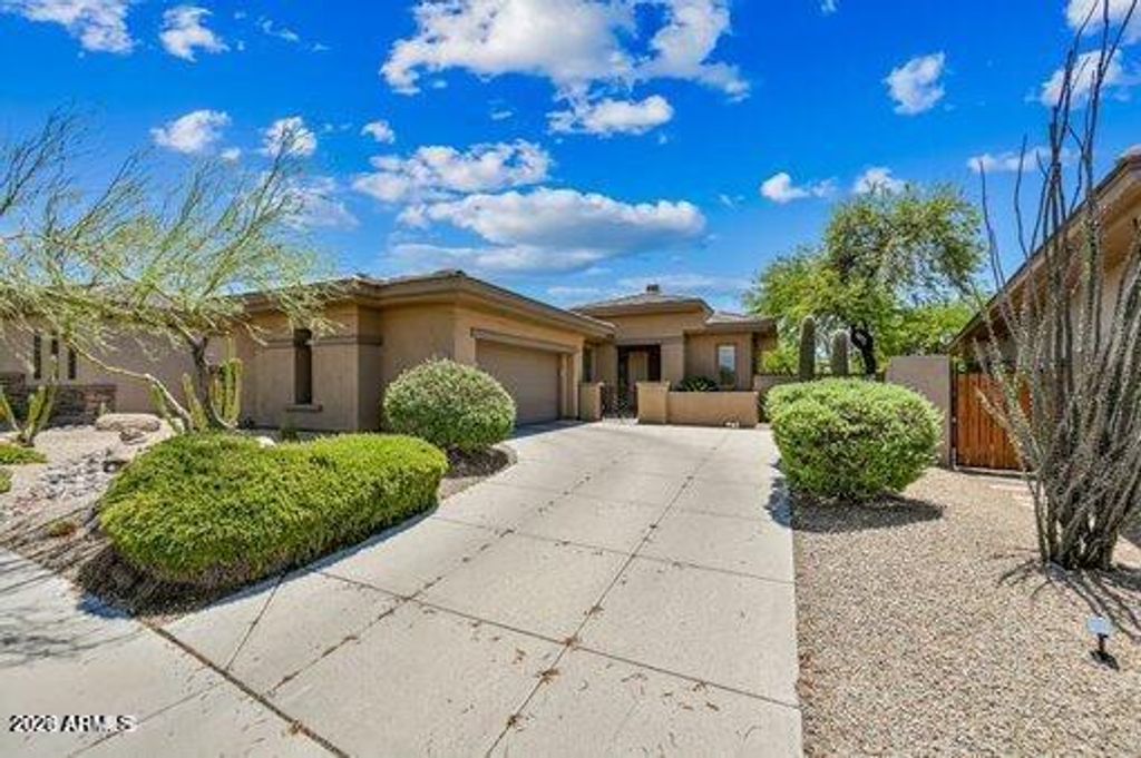 7585 E BALAO Drive, Scottsdale, AZ 85266