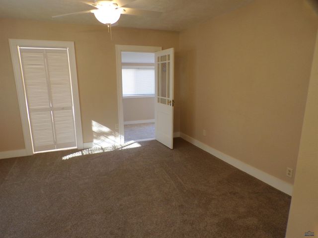 822 TAYLOR AVE, Rapid City, SD 57701