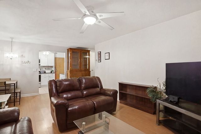 595 Revere Beach Parkway 5, Revere, MA 02151