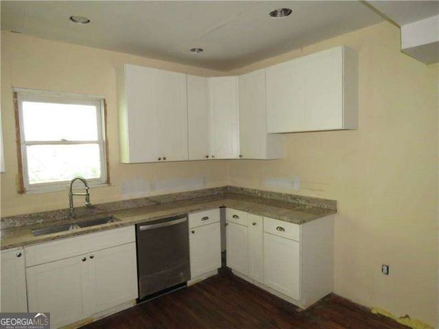 1570 Westwood Avenue SW, Atlanta, GA 30310