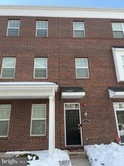 128-B FLEET CT, Bensalem, PA 19020
