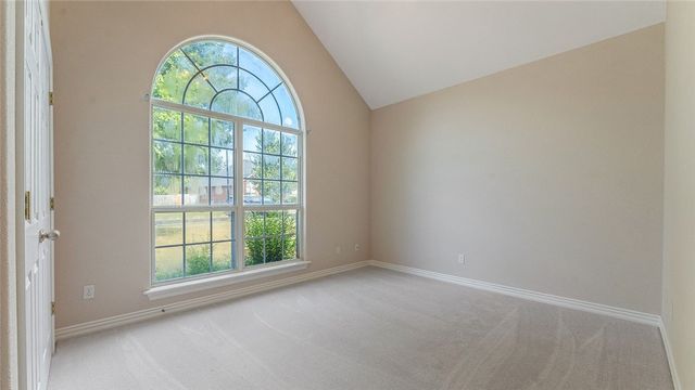 1243 S St Andrews Circle, Fayetteville, AR 72701