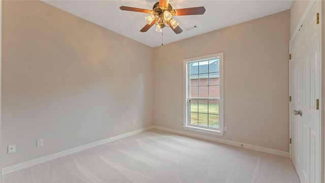 1243 S St Andrews Circle, Fayetteville, AR 72701