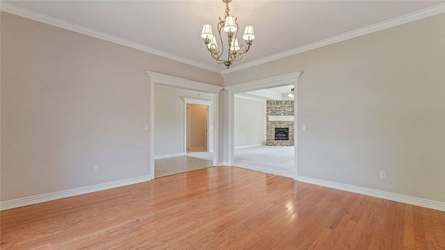 1243 S St Andrews Circle, Fayetteville, AR 72701