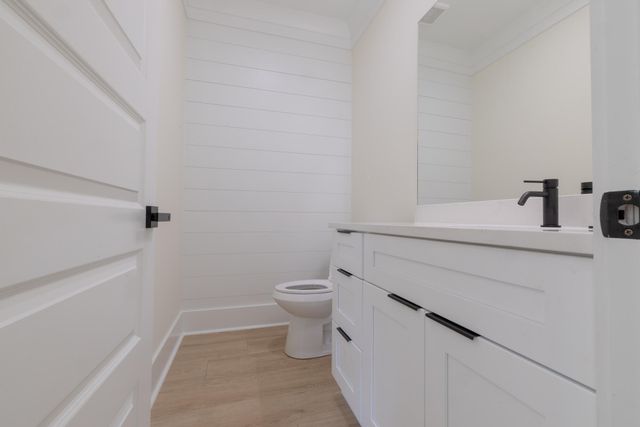 5533 Garrett Avenue, North Charleston, SC 29406