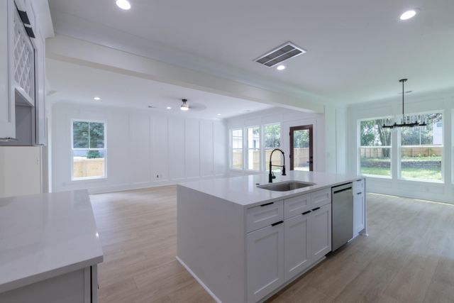 5533 Garrett Avenue, North Charleston, SC 29406