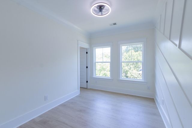 5533 Garrett Avenue, North Charleston, SC 29406